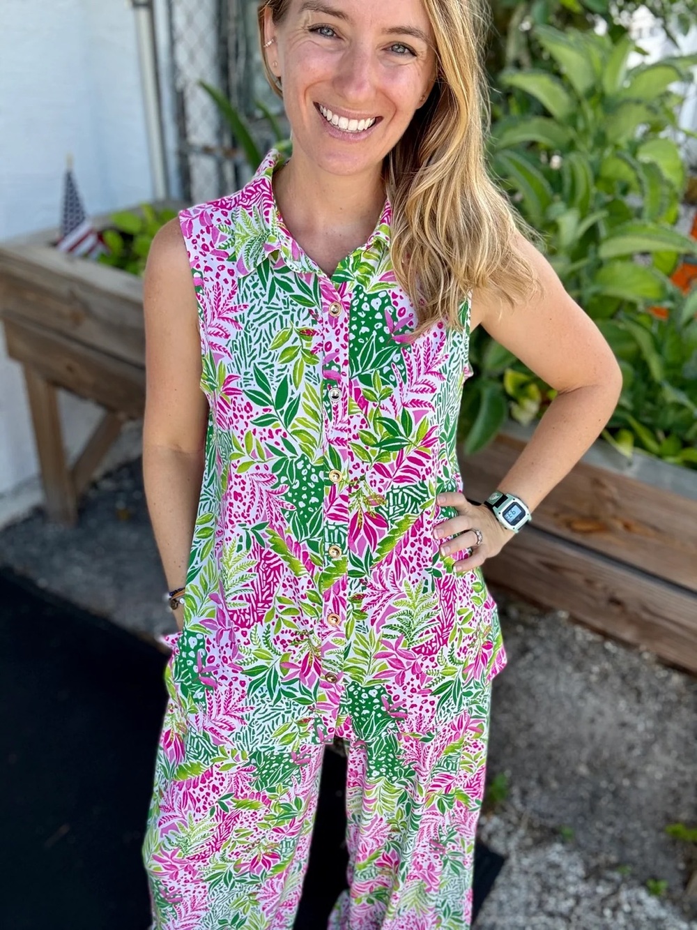 DEAR SCARLETT EMERALD PINK SHORELINE SET TOP:Medium PANTS :Small - Picture 4 of 5